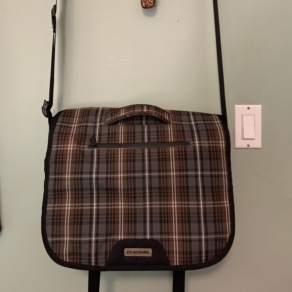 Dakine Commuter Laptop bag - Picture 1 of 4
